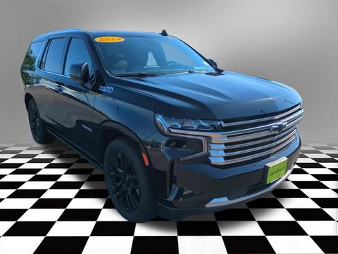 Used 2024 Chevrolet Tahoe High Country AWD/4WD image 10