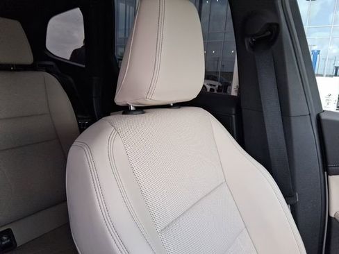 Used 2025 BMW X1 xDrive28i w/ Convenience Package AWD/4WD image 17