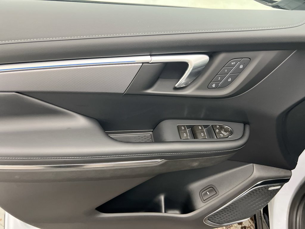 New 2027 Buick Enclave Sport Touring w/ Power Package AWD/4WD image 22