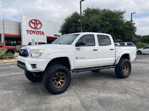 Used 2013 Toyota Tacoma PreRunner w/ SR5 Pkg RWD image 1