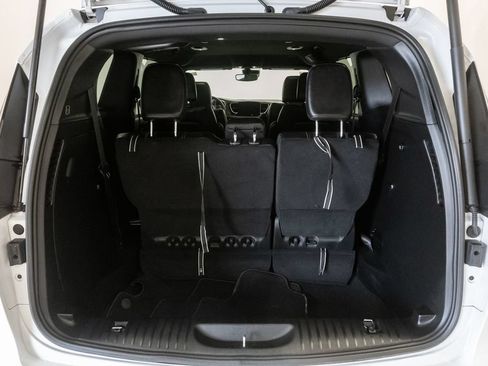 New 2026 Chrysler Pacifica Select FWD image 31