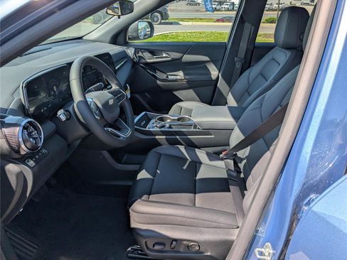 New 2026 Chevrolet Equinox LT w/ Convenience Package II AWD/4WD image 12