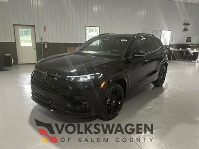 New 2025 Volkswagen Tiguan SE R-Line