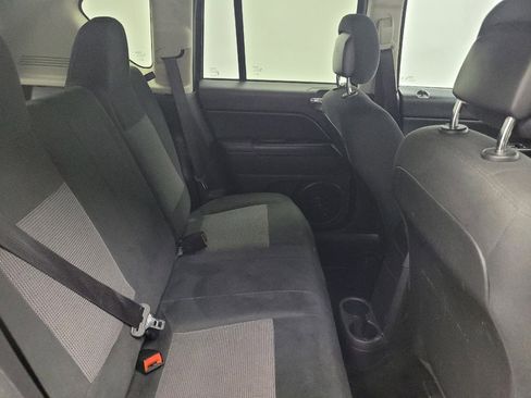 Used 2015 Jeep Compass Sport w/ Power Value Group image 19