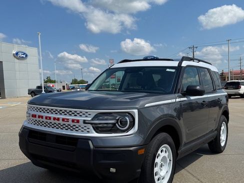 New 2025 Ford Bronco Sport Heritage w/ Convenience Package image 2