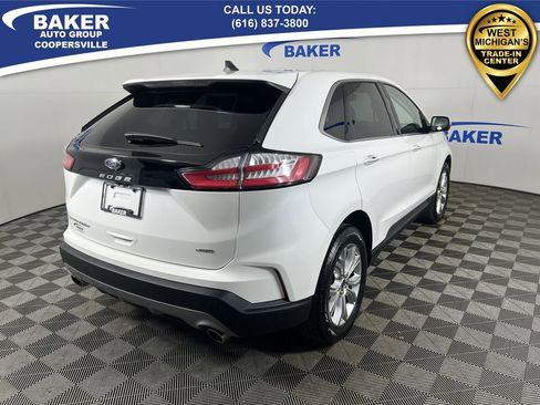 Used 2022 Ford Edge Titanium image 9