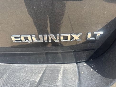 Used 2010 Chevrolet Equinox LT w/ Chrome Appearance Package AWD/4WD image 13