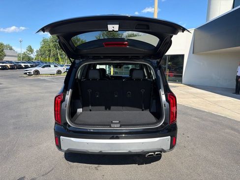 Certified 2024 Kia Telluride S w/ S Sunroof Package AWD/4WD image 15
