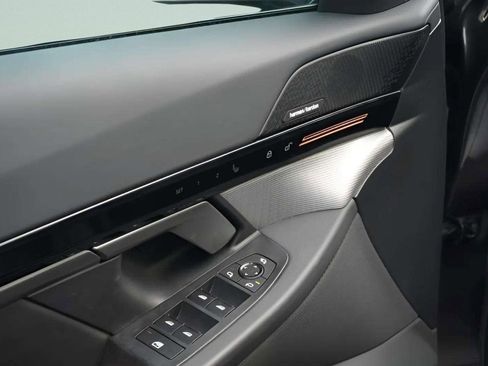 Used 2024 BMW 530i xDrive 530i xDrive image 43