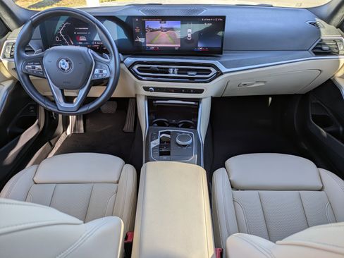 Used 2023 BMW 330i 330i w/ Driving Assistance Package image 15