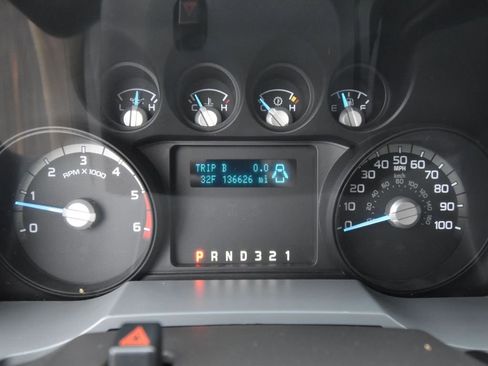 Used 2011 Ford F450 XL w/ PWR Equipment Group image 43