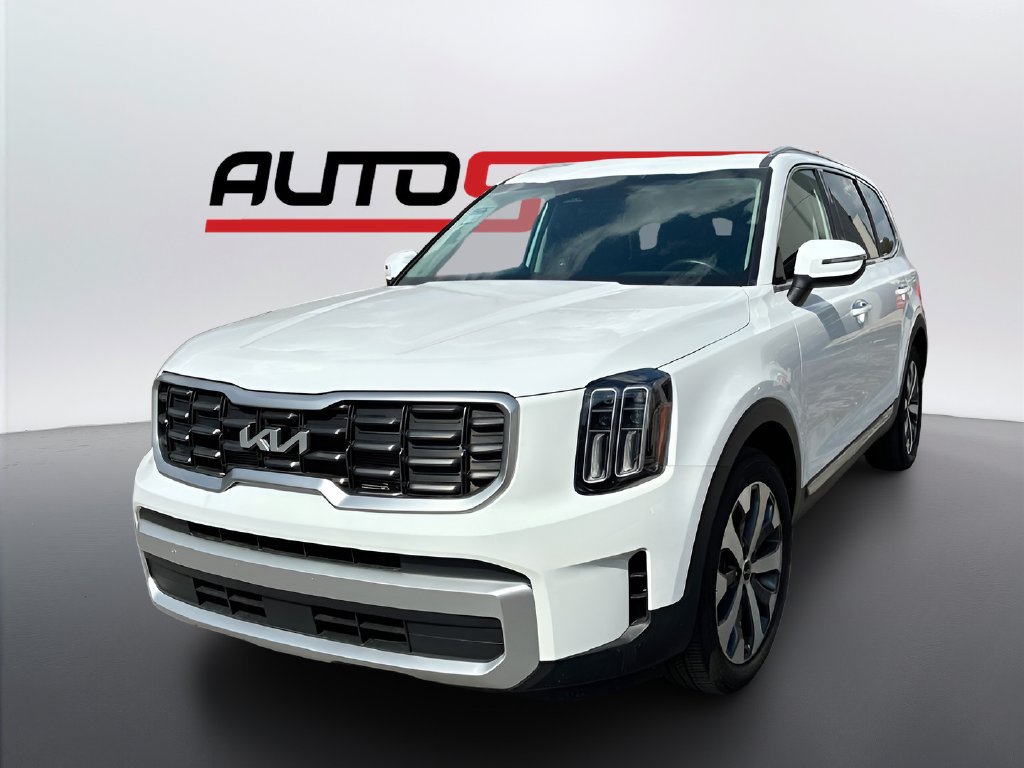 Used 2024 Kia Telluride S w/ S Sunroof Package FWD image 3