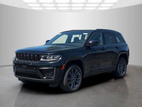 New 2026 Jeep Grand Cherokee Limited AWD/4WD image 3