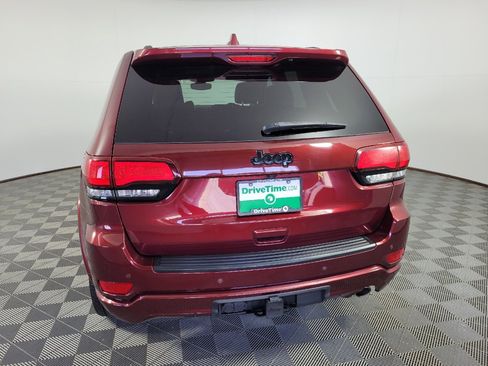 Used 2022 Jeep Grand Cherokee Laredo X RWD image 6