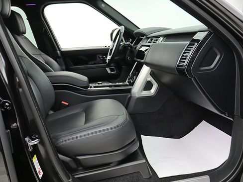 Used 2020 Land Rover Range Rover HSE image 34