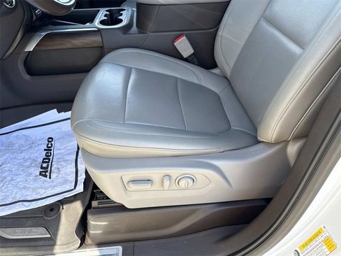 Used 2021 GMC Sierra 1500 SLT image 11