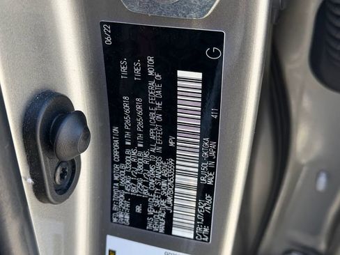 Used 2022 Lexus GX 460 Premium w/ Premium Plus Package AWD/4WD image 30