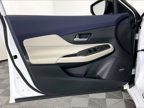 New 2026 Nissan Sentra SL w/ Floor Mat Package FWD image 43