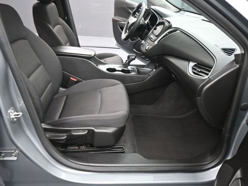 Used 2024 Chevrolet Malibu LT image 22