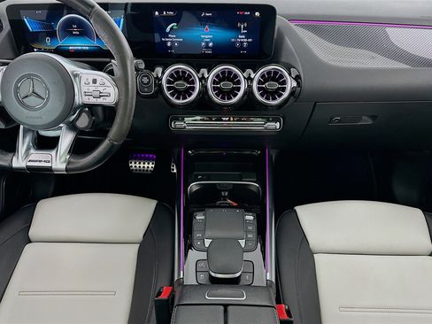 Used 2022 Mercedes-Benz GLA 35 AMG GLA 35 AMG Night 4MATIC w/ Premium Package image 11