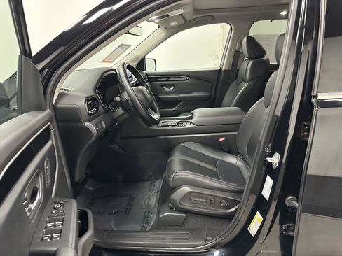 Certified 2023 Honda Pilot Touring image 22