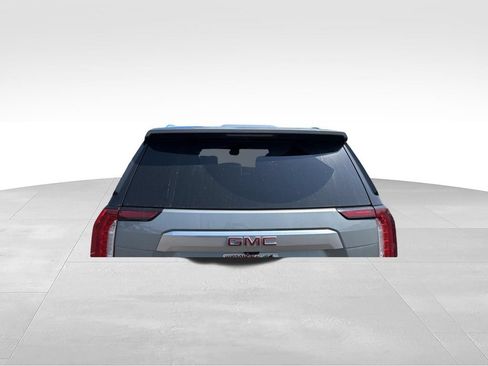 Used 2023 GMC Yukon XL Denali w/ Denali Reserve Package AWD/4WD image 6