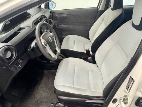 Used 2015 Toyota Prius C Two image 14