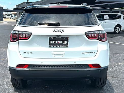 Used 2025 Jeep Compass Limited AWD/4WD image 7