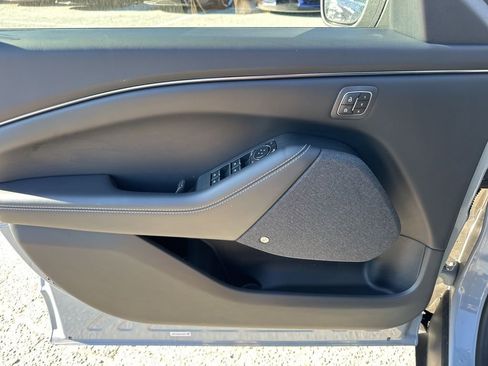 Used 2024 Ford Mustang Mach-E Premium image 26
