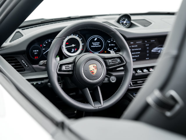 Certified 2024 Porsche 911 Carrera RWD image 9