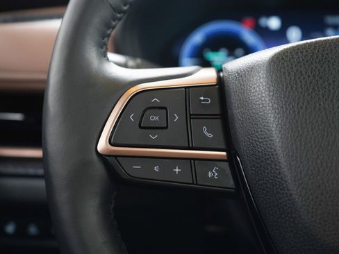 Used 2024 Toyota Grand Highlander AWD Hybrid image 28