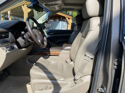 Used 2016 Chevrolet Suburban LTZ AWD/4WD image 14