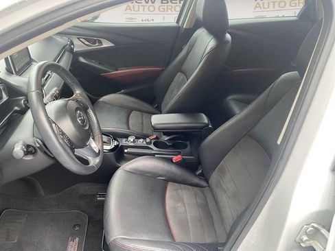 Used 2017 MAZDA CX-3 Grand Touring FWD image 9