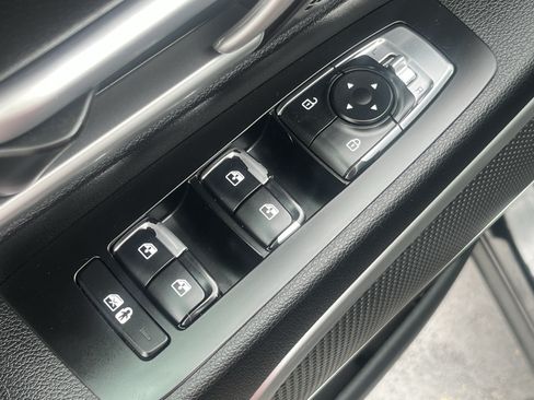 Used 2022 Kia Telluride S AWD/4WD image 26