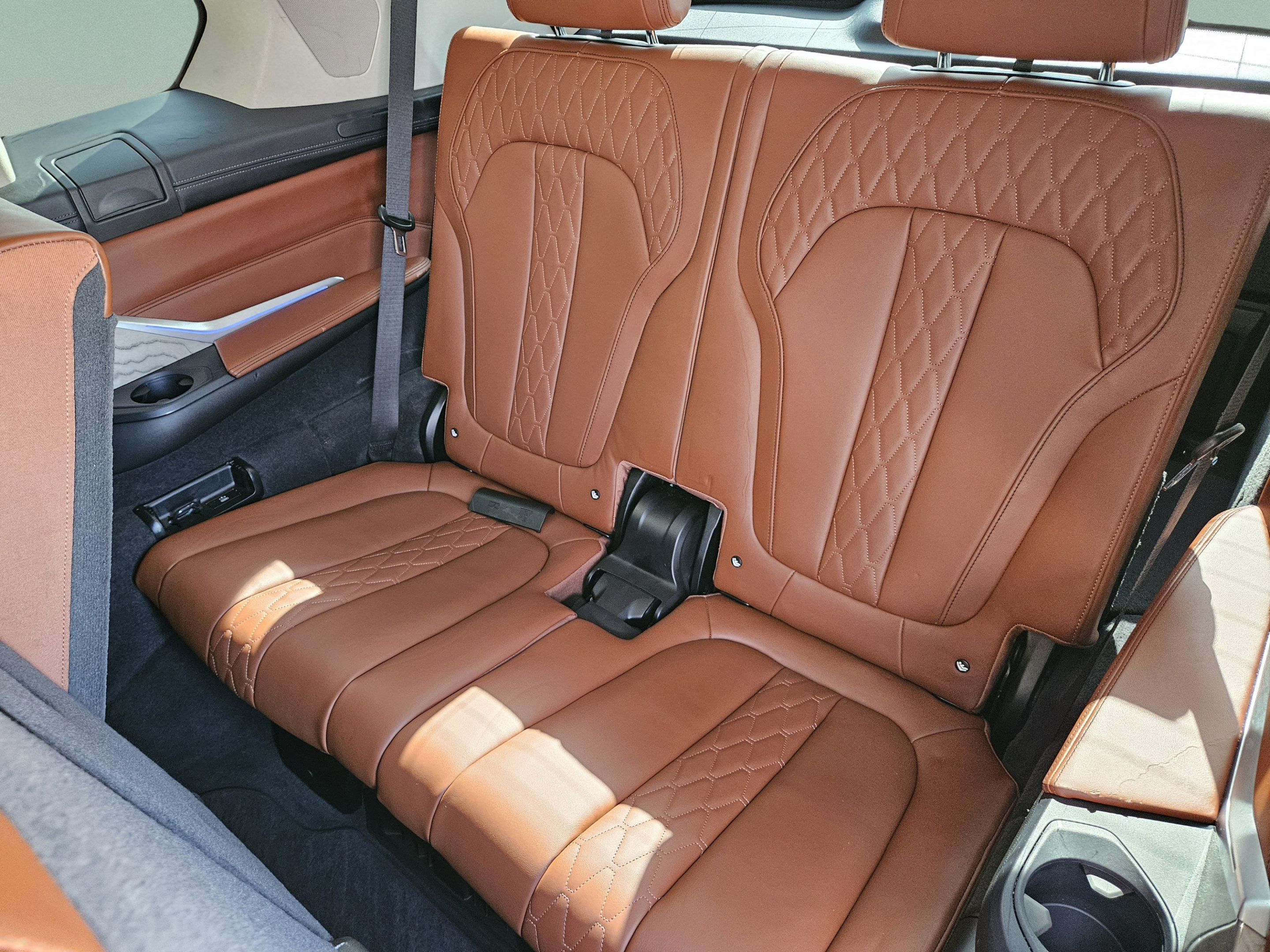 Used 2019 BMW X7 xDrive40i w/ Premium Package AWD/4WD image 28