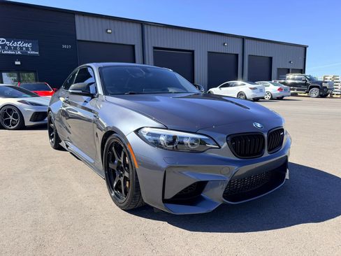 Used 2018 BMW M2 RWD image 2