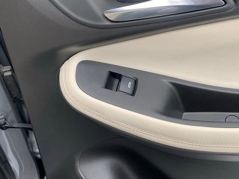 Used 2024 Buick Encore GX Avenir w/ Avenir Convenience Package image 15