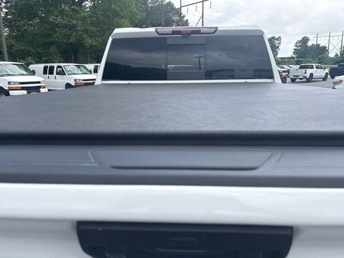 Used 2025 Chevrolet Silverado 2500 High Country w/ High Country Premium Package AWD/4WD image 10