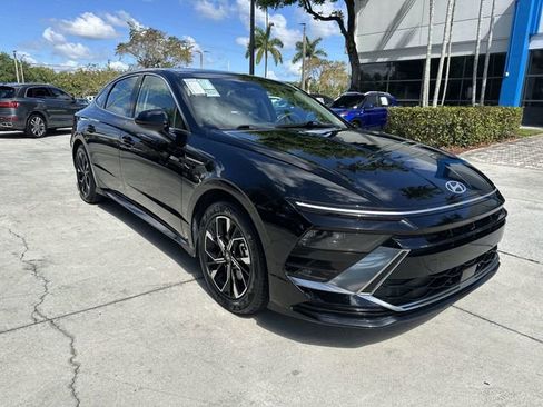 Used 2025 Hyundai Sonata SEL FWD image 18