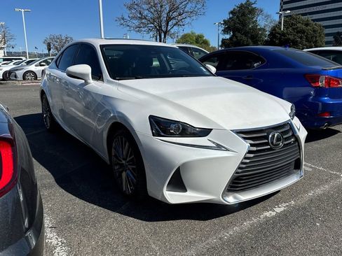 Used 2017 Lexus IS 200t image 2