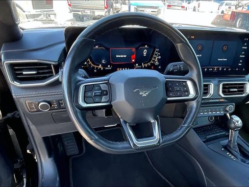 Used 2024 Ford Mustang Premium image 5