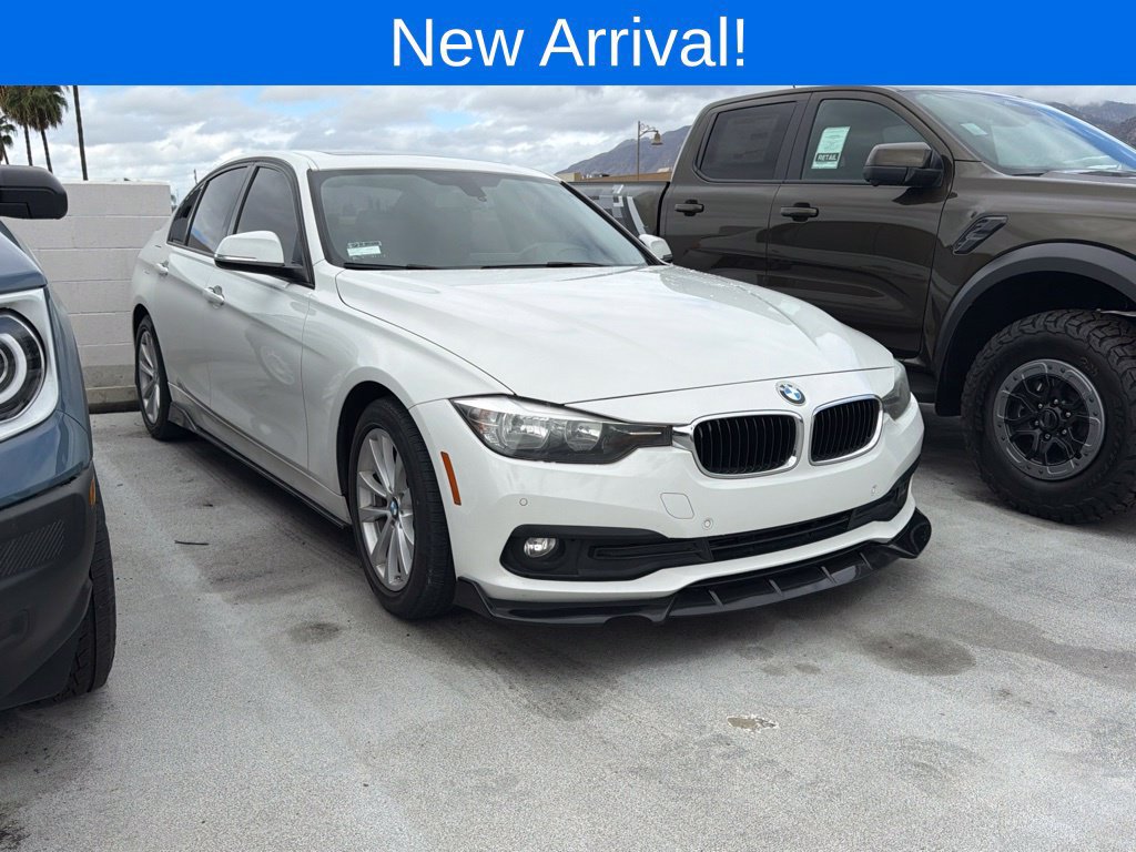 Used 2016 BMW 320i Sedan RWD image 1