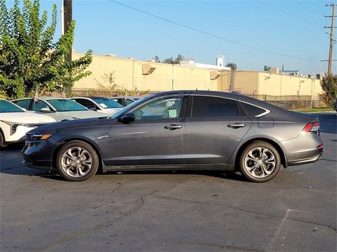 Used 2023 Honda Accord EX image 8