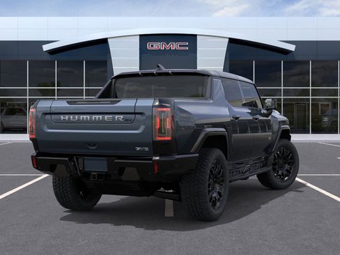 New 2026 GMC Hummer EV 2X image 4
