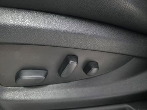 Used 2018 Chevrolet Tahoe LT w/ LT Signature Package image 14