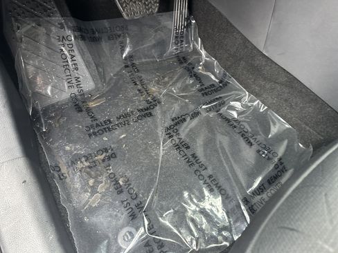 Certified 2024 Toyota RAV4 XLE image 17