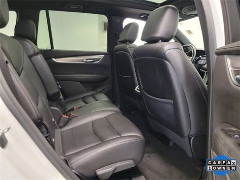 Used 2023 Cadillac XT6 Luxury image 15