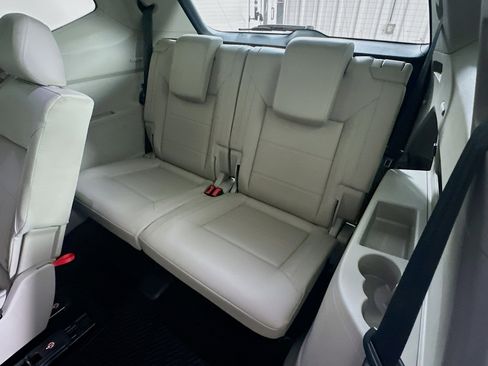 Used 2023 Volkswagen Atlas SE image 30