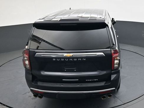 Used 2023 Chevrolet Suburban Premier image 24