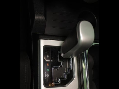 Used 2018 Toyota Tundra SR5 image 26